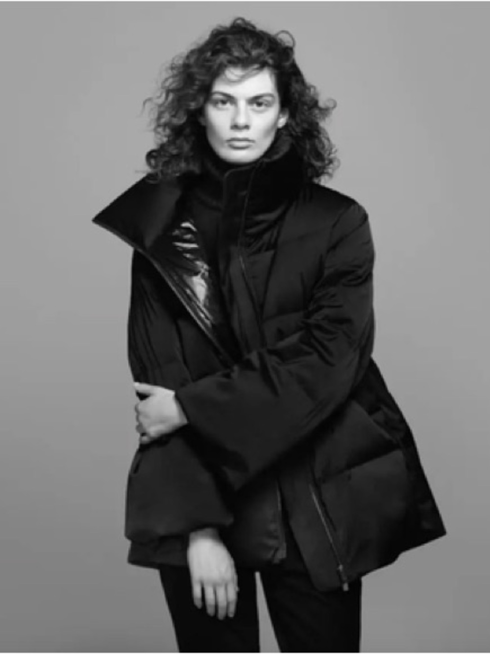 J+ Uniqlo Women’s Black Hooded puffer coat winter jacket